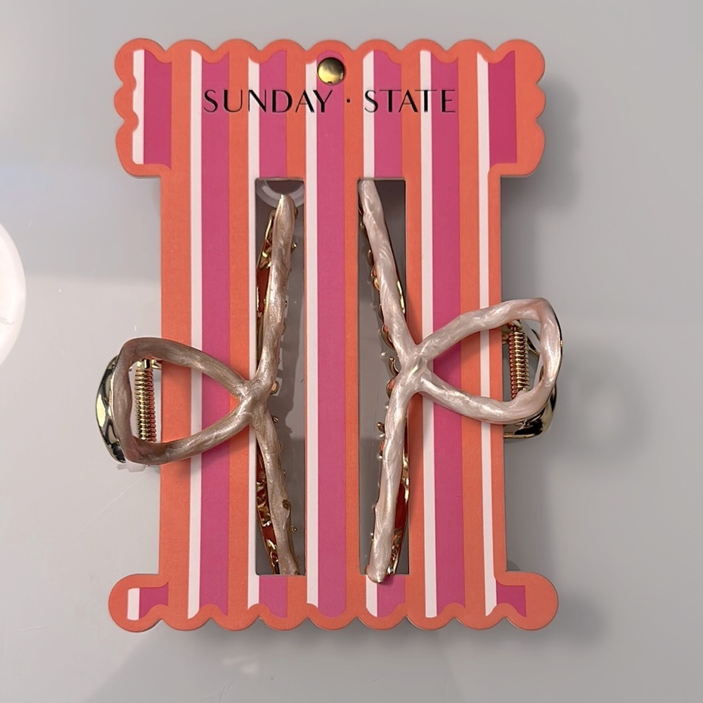 NWT Sunday State Claw Clips